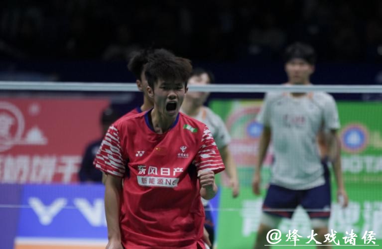 羽毛球亚团赛：国羽男队上演大逆转 击败韩国队晋级决赛