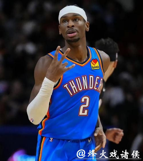 亚历山大54分雷霆豪取13连胜 火箭1分险胜骑士