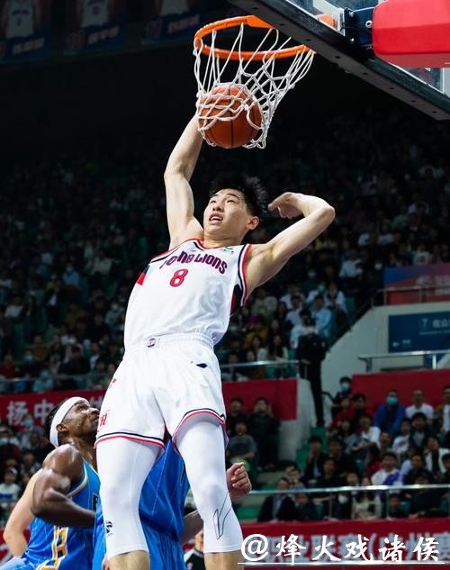 崔永熙登场魔术力克篮网6连胜 猛龙险胜热火 崔永熙登场魔术力克篮网6连胜 猛龙险胜热火