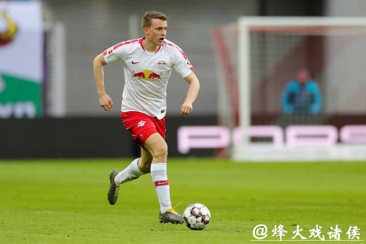 莱比锡边卫克洛斯特曼与球队续约至2024年