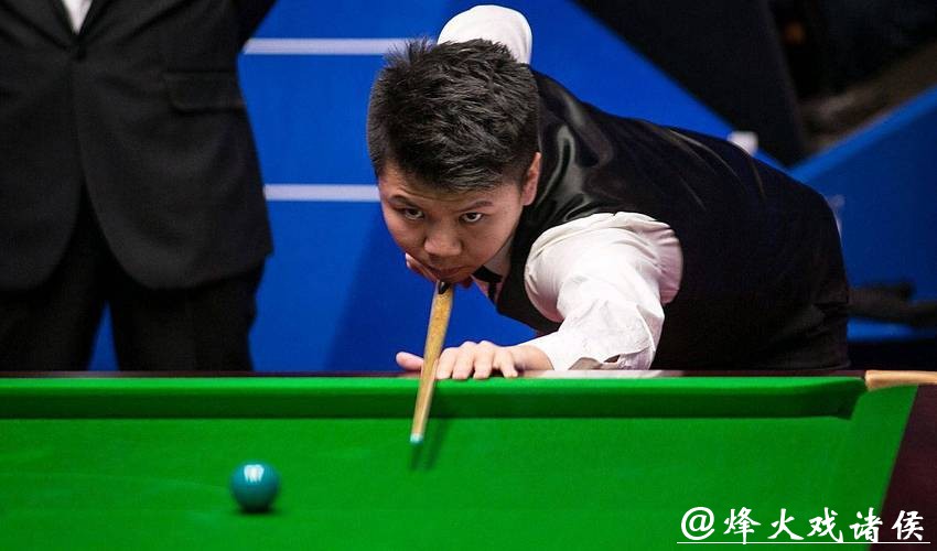 周跃龙6-4战胜奥沙利文 晋级斯诺克英锦赛16强 周跃龙6-4战胜奥沙利文 晋级斯诺克英锦赛16强